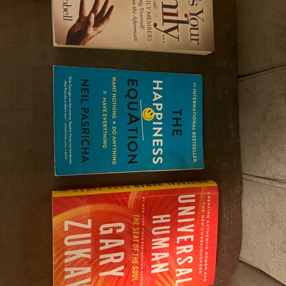Bundle of books - Picture 3 of 4